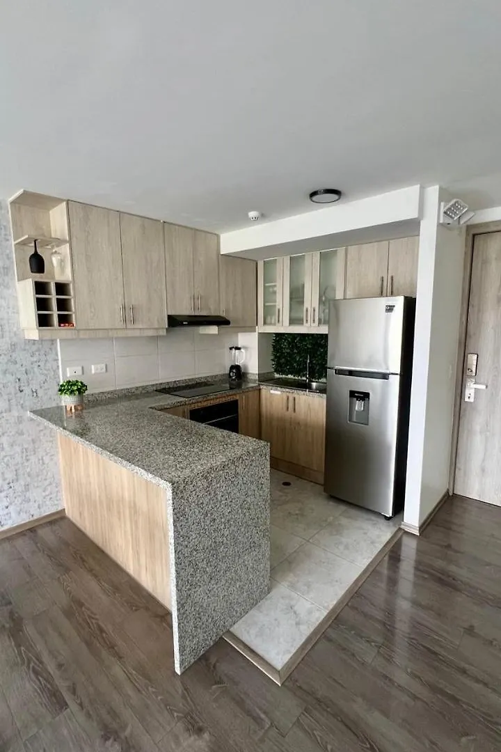 Apartamento Cerca De Solca Y Embajada Americana Quito Appartement